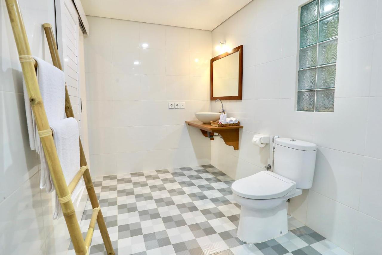 37 Sunset Village Bali Canggu  Exterior photo